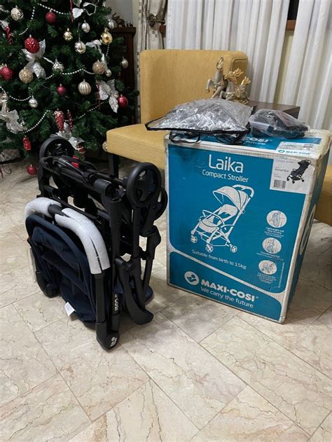 Ukážka skladania kočíka Maxi-Cosi Laika jednou rukou