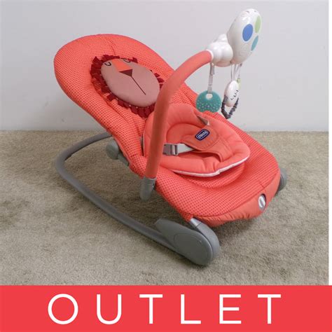 hojdačka Chicco s dieťaťom