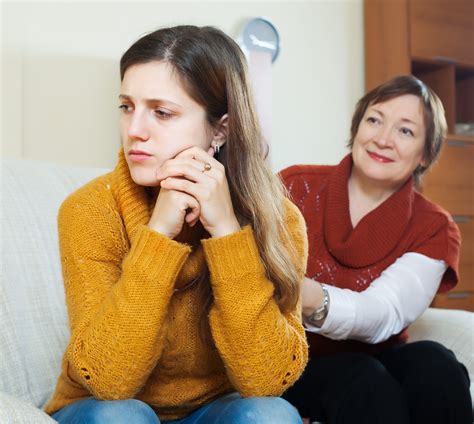 Ilustračná fotografia matky dojčiacej dieťa