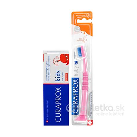 Detská zubná kefka a pasta