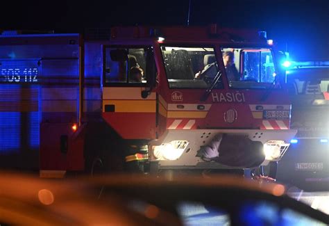 Ilustračná fotografia záchranárov pri práci