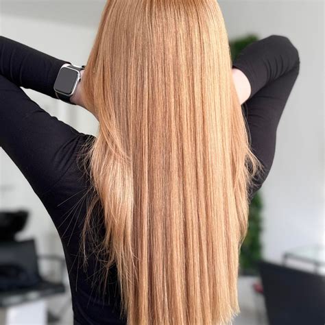 Detail kolieska kočíka s dôrazom na odpruženie