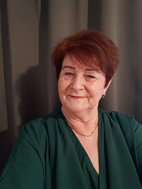 Portrét človeka v strednom veku uvažujúceho nad životom