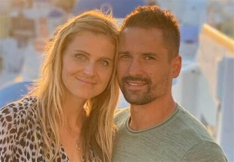 Lucie Šafářová s tehotenským bruškom