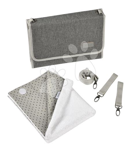 rozložená prebaľovacia taška s organizérom a podložkou