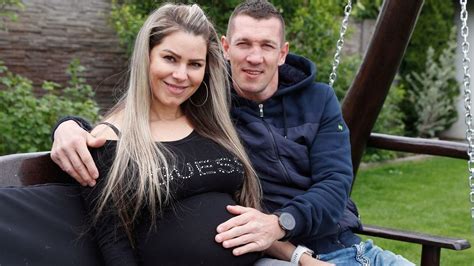 symbolické zobrazenie prípravy na príchod bábätka