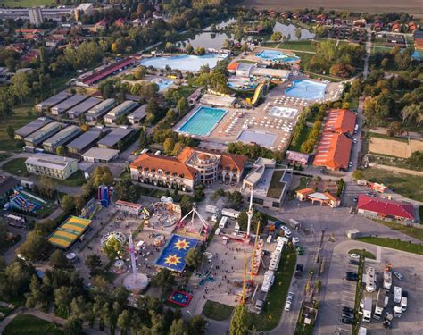 Ilustrácia dobového zobrazenia mesta Parkan (dnešné Štúrovo)