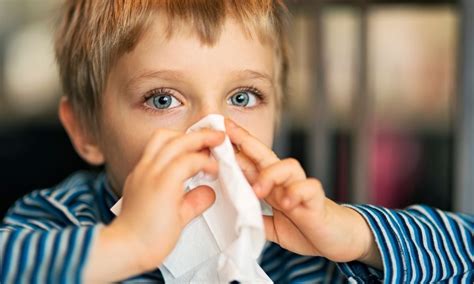 Dieťa s nádchou a kašľom