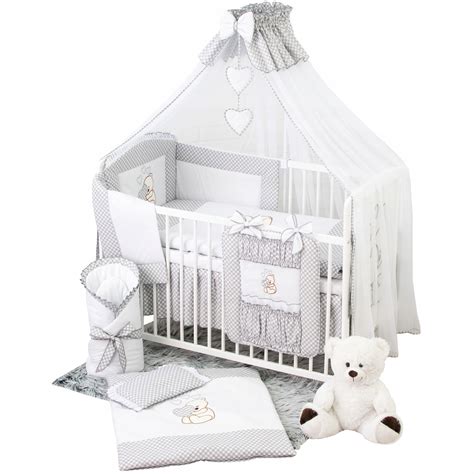 Dojčatá s cumlíkmi