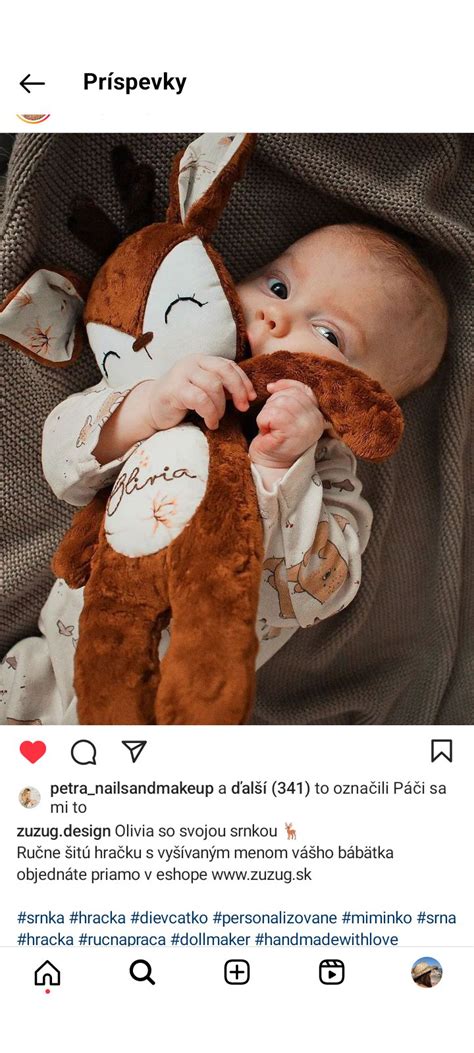 ilustrácia novorodenca s darčekmi