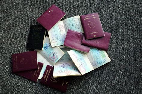 cestovné doklady