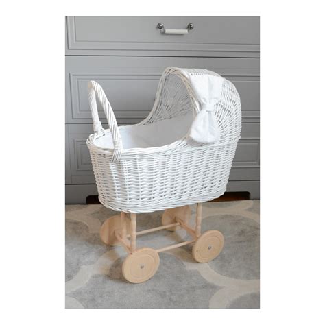 Rôzne typy a dizajny golfových kočíkov pre bábiky