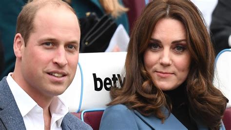 Vojvodkyňa Kate a princ William s deťmi