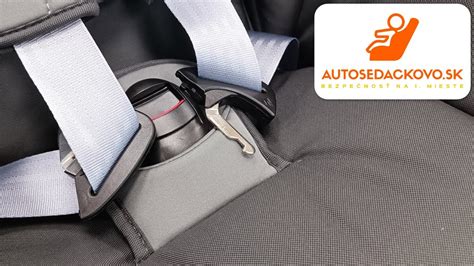 Detail svetelného a akustického indikátora na autosedačke