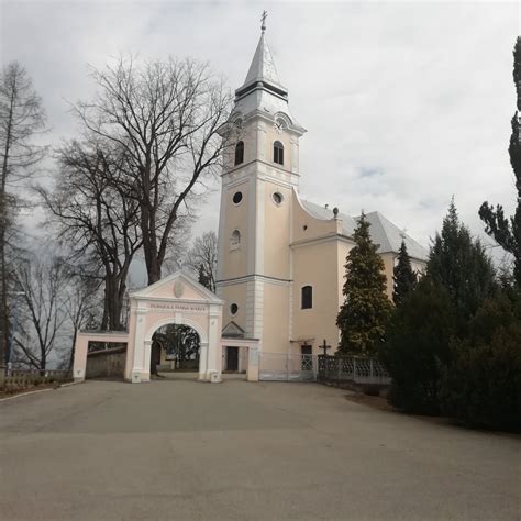 Panorama Medžugoria s kostolom sv. Jakuba