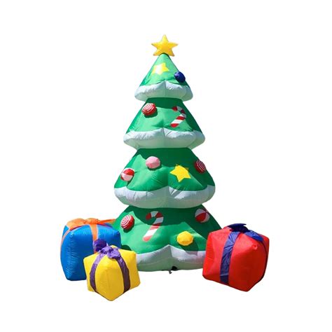 Vianočný stromček s darčekmi pre bábätko