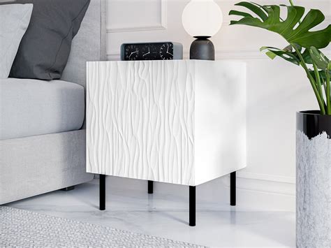 rôzne štýly bielych nočných stolíkov