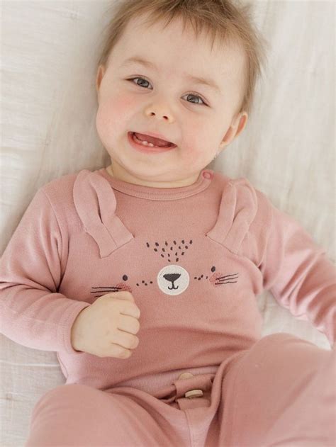 Detské body s rôznymi potlačami