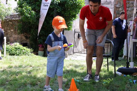 Deti v čitateľskom kútiku