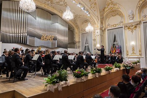 Viedenskí symfonici na pódiu