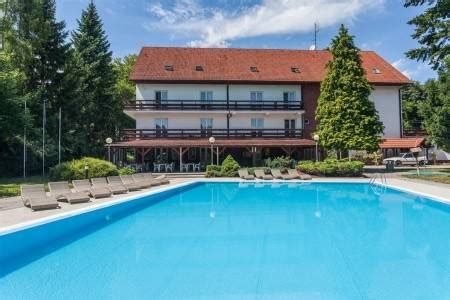 okolie detských jaslí Modra Harmónia