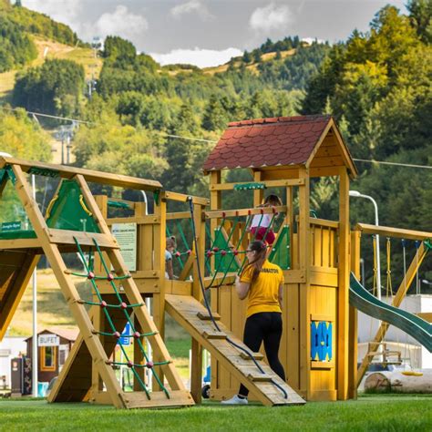 detské ihrisko pri škôlke