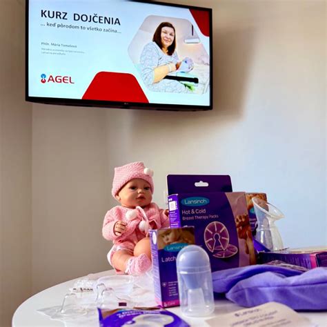 Dojčenie v rôznych polohách