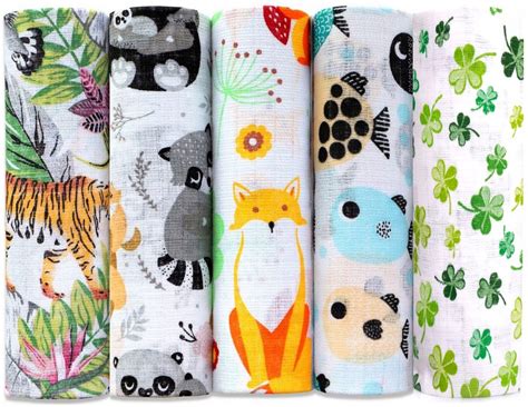 Moderné látkové plienky s rôznymi vzormi