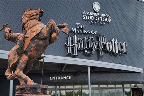 Ilustrácia cestovania časom v Harry Potter