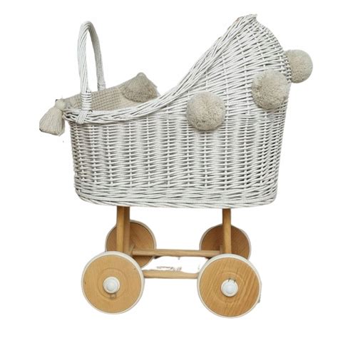 Štýlový biely prútený kočík pre bábiky