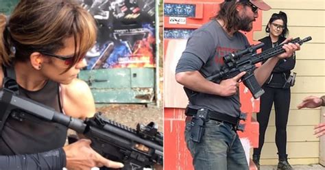 Keanu Reeves pri tréningu bojových umení