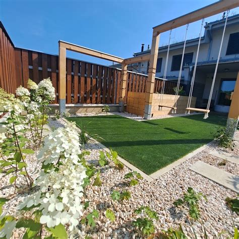 Mačka v mestskej zástavbe