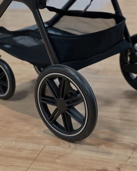 Ilustrácia porovnania veľkosti vaničiek rôznych kočíkov